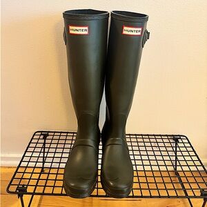 Excellent Condition Size 8 Women’s Original Tall Hunter Boots Matte Hunter Green